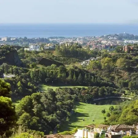 Penthouse 2 Levels 240 M2 - With Panoramic View Of Marbella, Ocean & Mountains! דירה