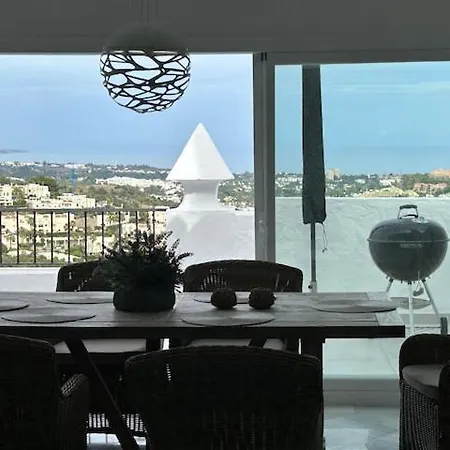 Penthouse 2 Levels 240 M2 - With Panoramic View Of Marbella, Ocean & Mountains! דירה Benahavís