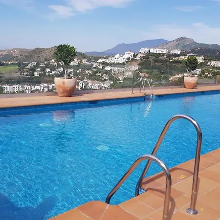 דירה Penthouse 2 Levels 240 M2 - With Panoramic View Of Marbella, Ocean & Mountains!